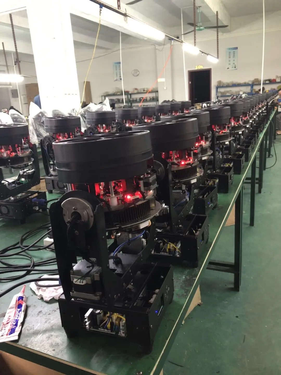 7*40W RGBW ZOOM Beam-Wash LED Moving Head Light (24CH/16CH) MHLED 740A