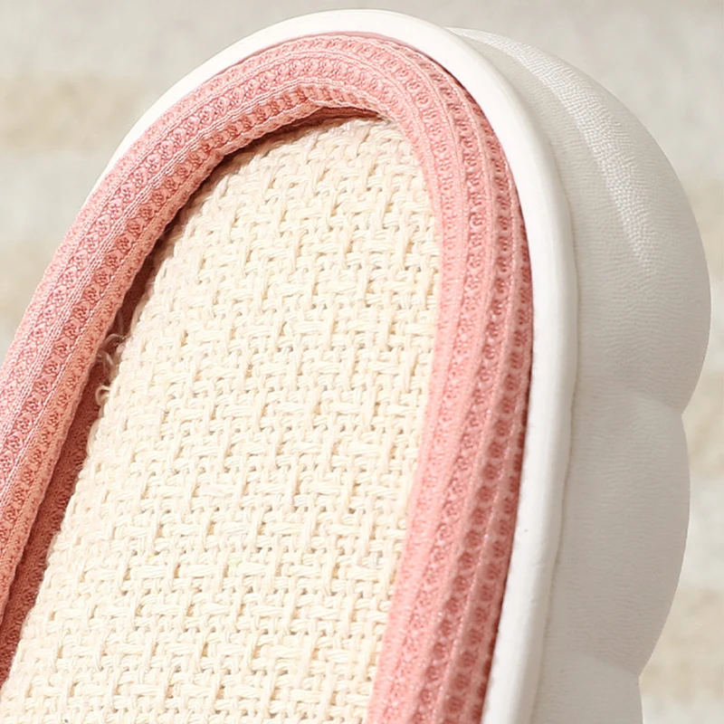 China Factory Price Wholesale Hot Selling New Design Flax Upper Cozy Soft Indoor Slippers for Women Adults Home Slippers