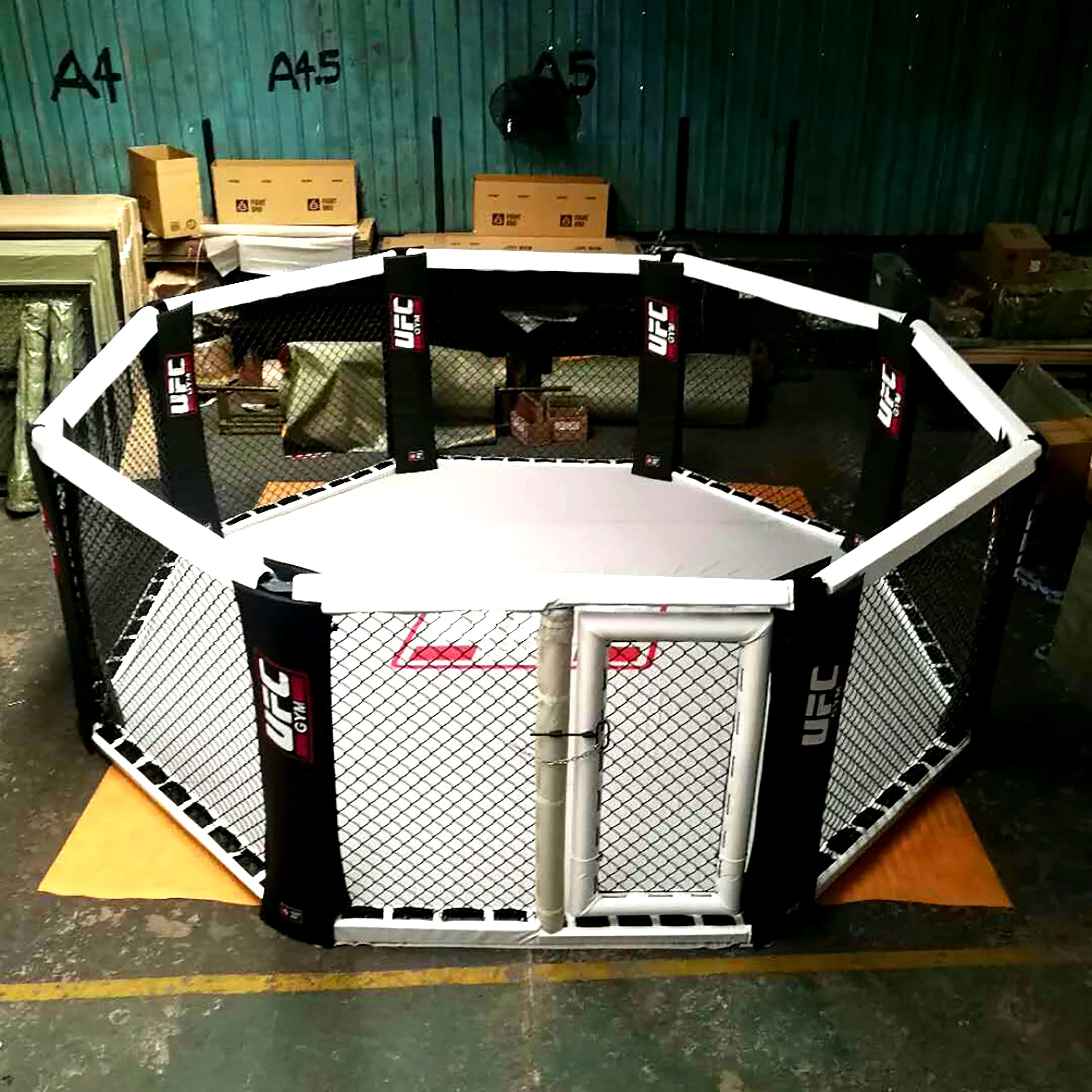 Boxing equipment factory price canvas cover  floor Octagon MMA Cage