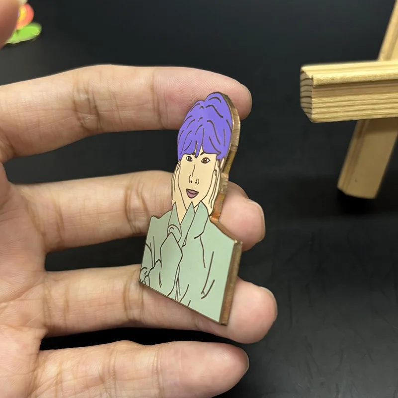 Nickel Plated Custom Korea Idol Souvenir Hard Enamel Metal Lapel Pin Badge Manufacturer Custom High Quality Lapel Pin