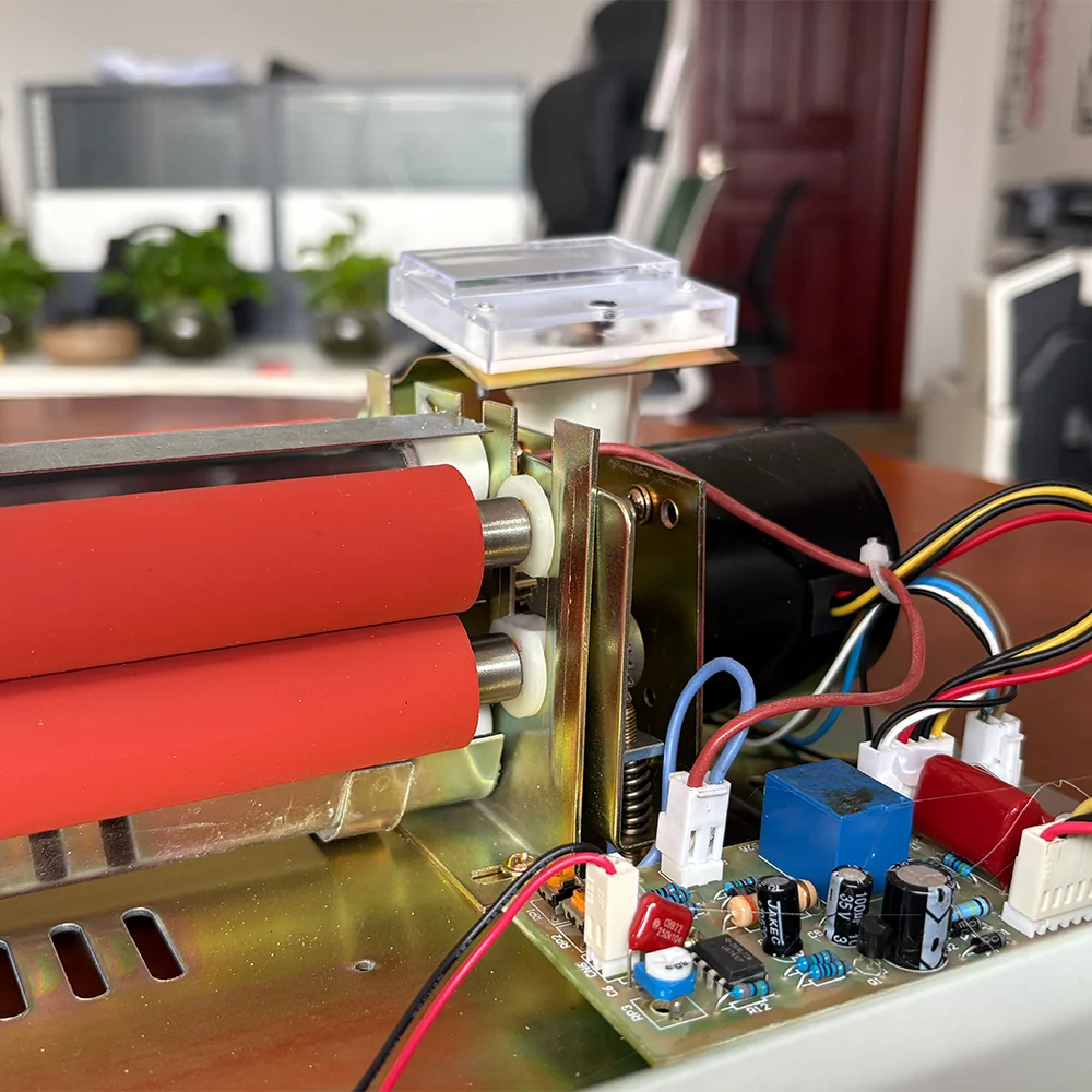 MY-320 Electric Paper Laminating Machine Dual Mode Hot & Cold Size Capable from A3 to A6 for Photos & Documents Protection