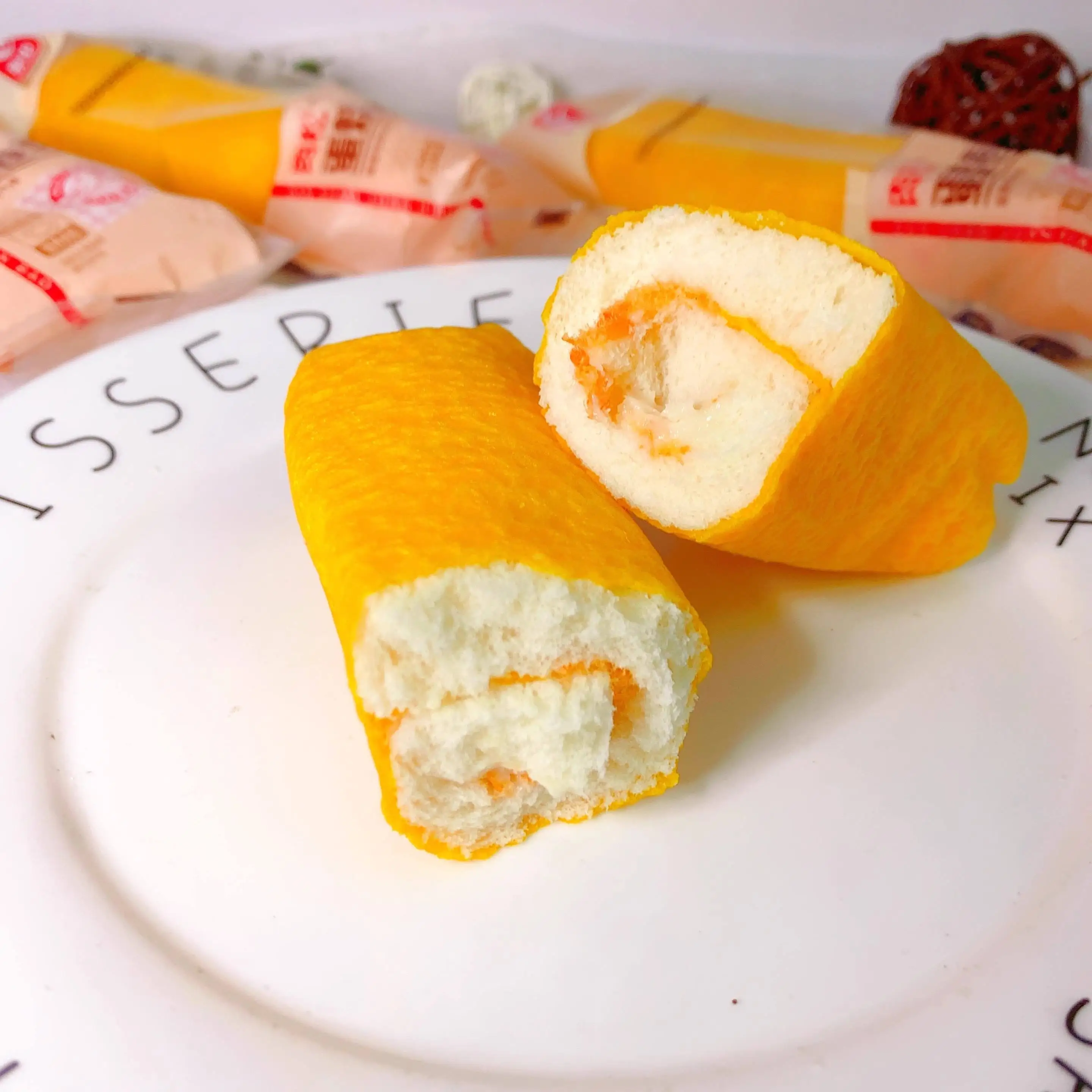 wholesale youchen food minced meat filling chinese breads rolled bread soft bread egg yolk cake Sandwich cake