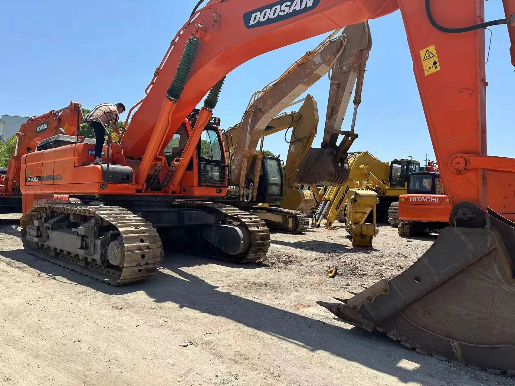 Doosan DX500LC DX500 500 made in Korea excavator/ Doosan 50T 50ton 50 Ton used crawler excavators for sale DX500 DX500