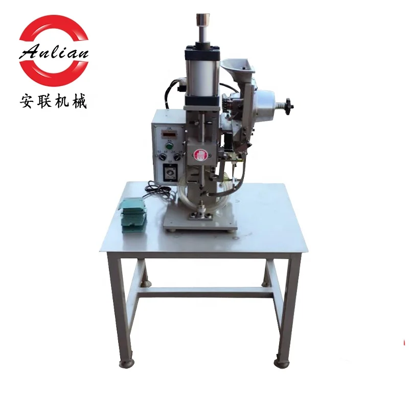 Fully  automatic electricity aluminium riveting machine small type