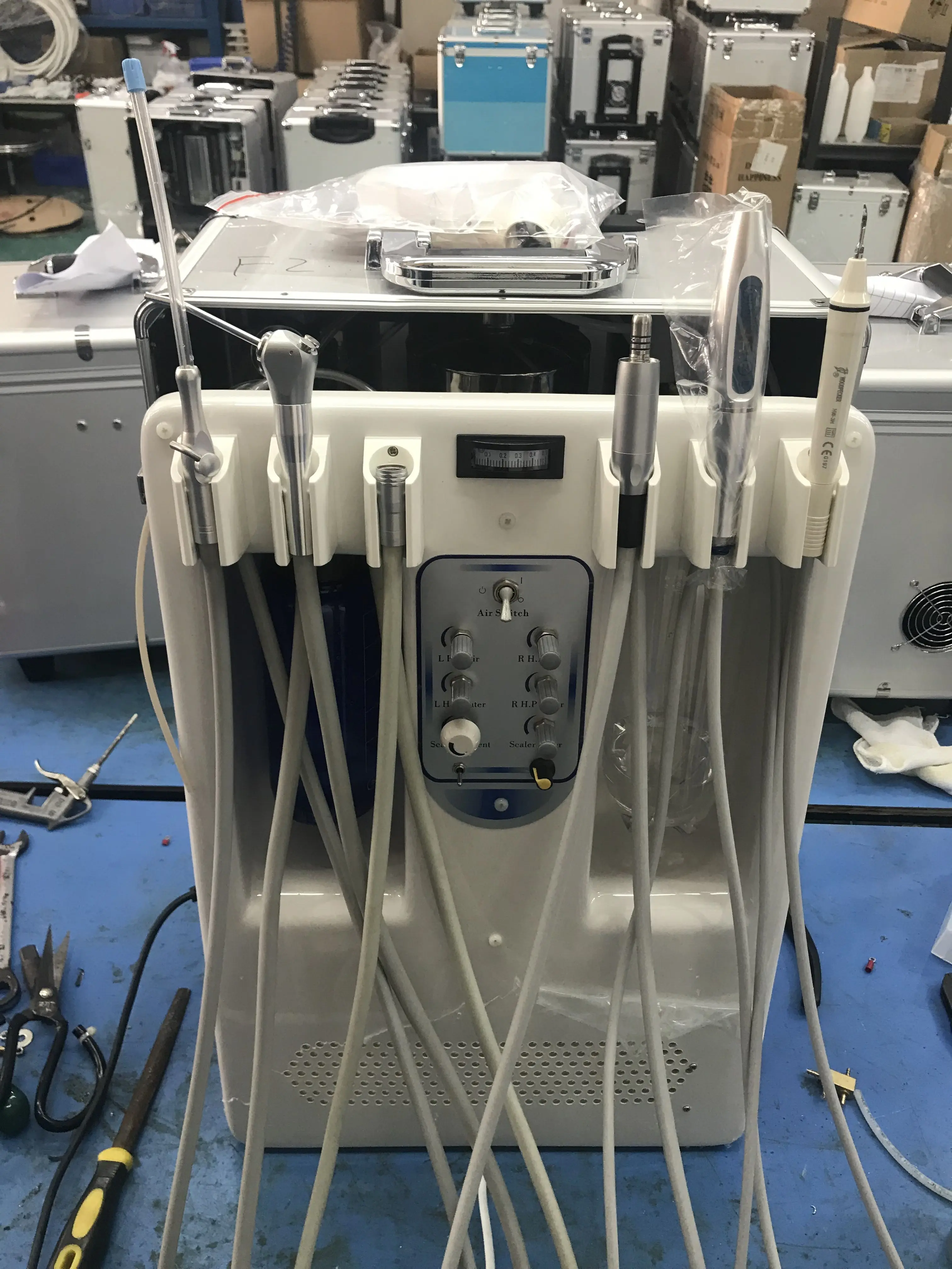 LTDC09 Modern Medical Dental Equipment Mobile Dental Chair Portable Dental Unit Manufacturer With Air Compressor