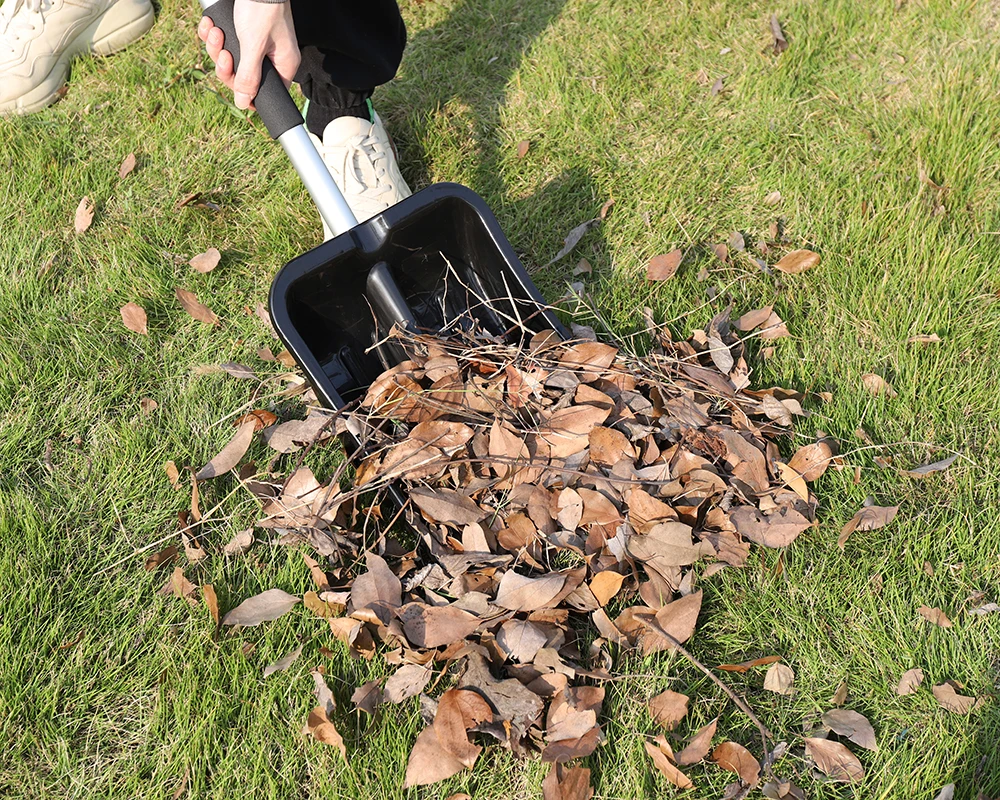 High quality adjustable Snow Shovels For Car Camping Garden