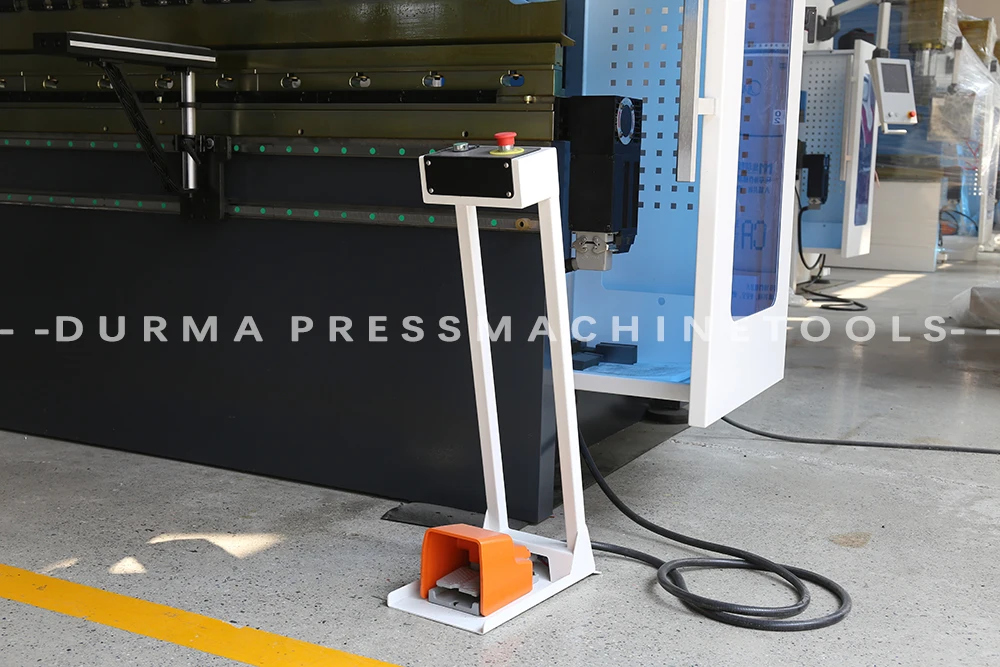 Wc67K E21 Sheet Metal NC Hydraulic 63T Press Brake Machine With ESTUN System