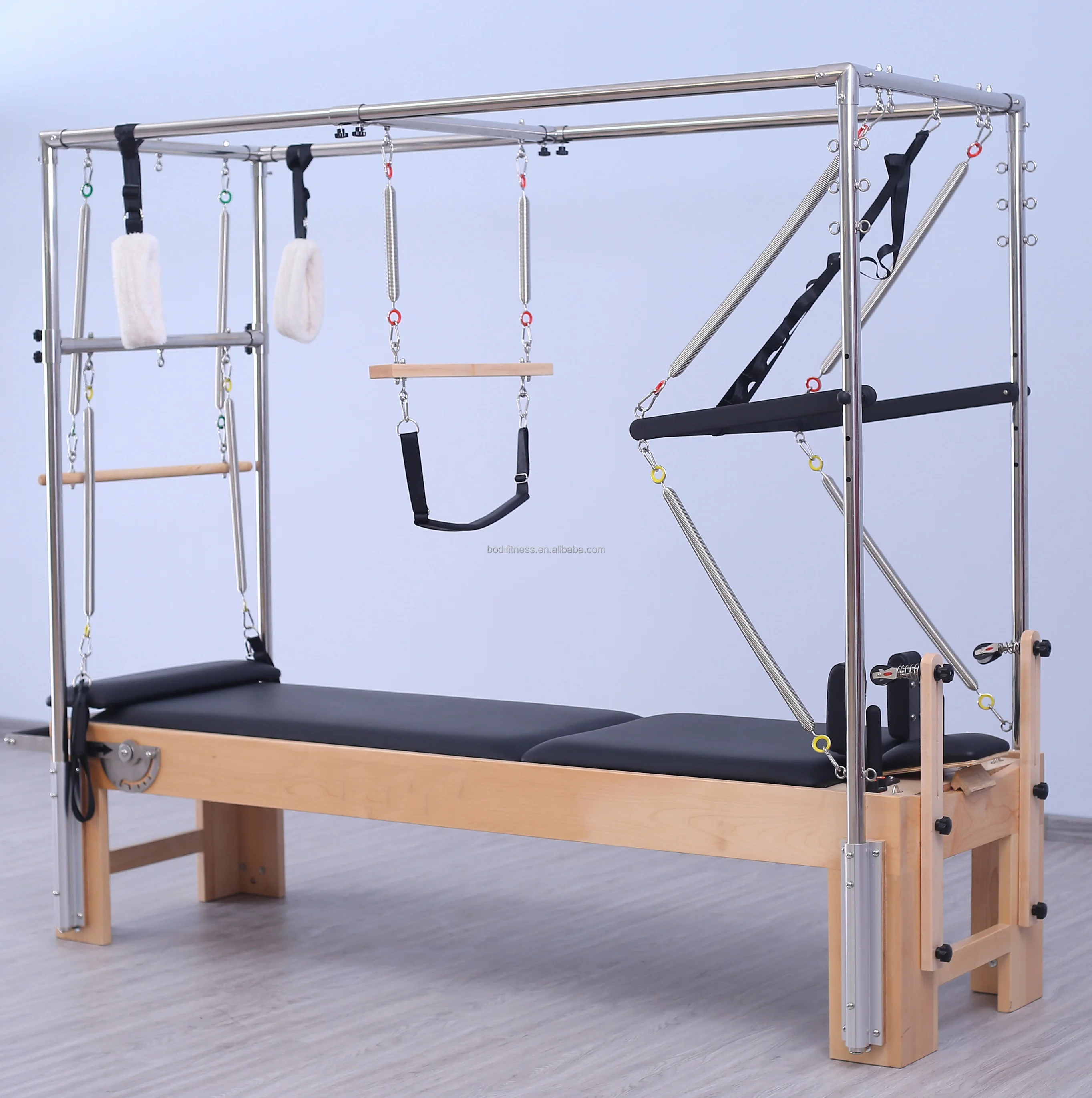 Gym pilates reformer cadillac Multi-functional reformer maple wood yoga training equipment Reformer pilates
