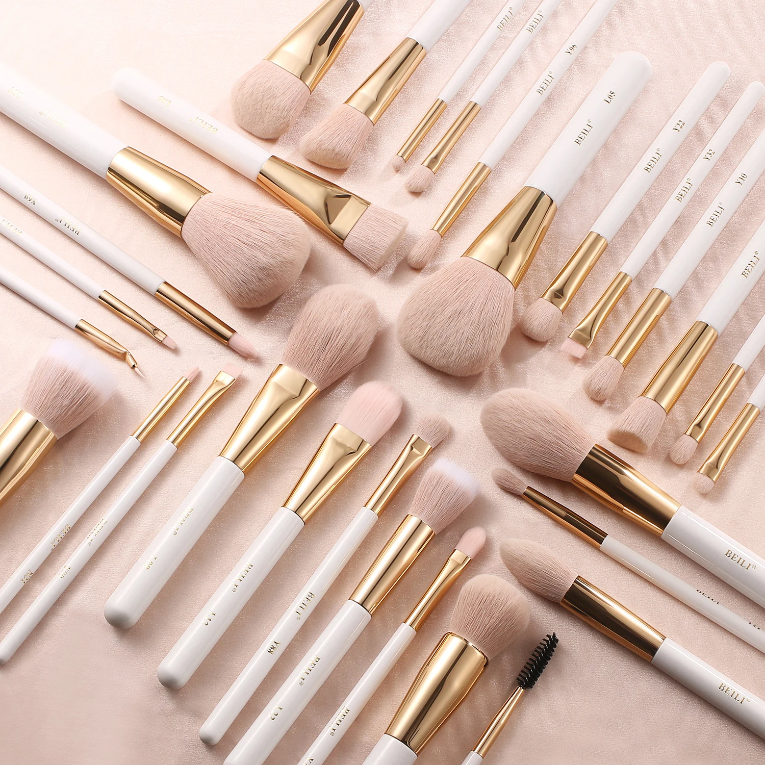 BEILI High Quality Wholesale custom professional white makeup brushes foundation concealer blending brush set makeup with logo