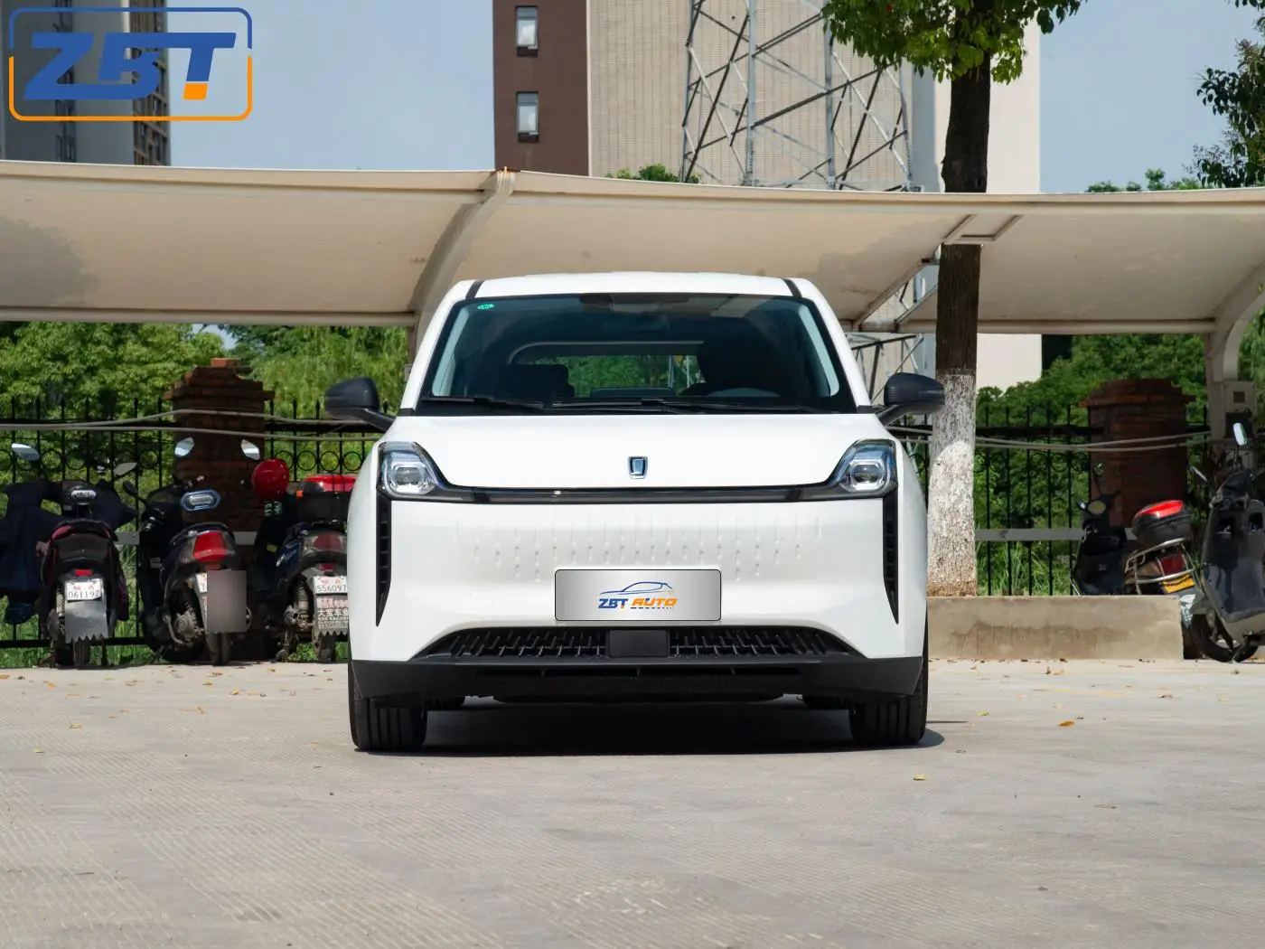 Wholesale BESTUNE E05 Faw Pentium NAT New Energy Vehicle China High Speed Car