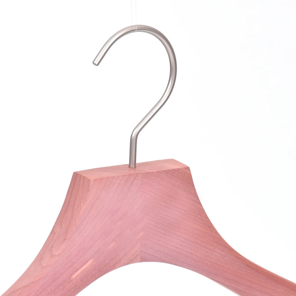 Custom Logo No Painting Cedar Coat Hanger Luxury Red Cedar Wooden Hangers for Clothes