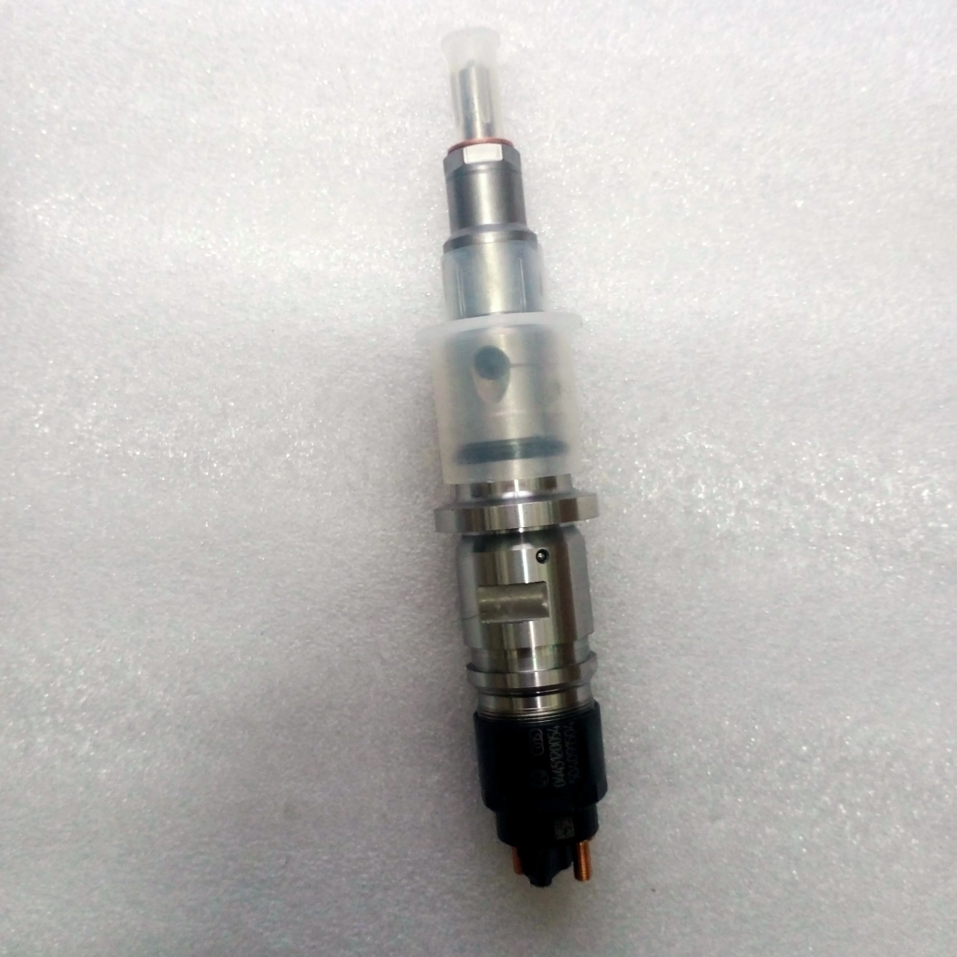 Genuine brand new fuel injector 0445120064 Common rail fuel nozzle 0445 120 064 Diesel fuel injector 0 445 120 064 for DDEUTZ