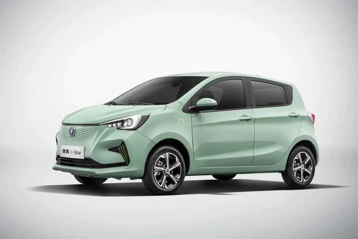 Импортные электромобили из Китая Changan Benben E-Star 5-дверный 5-местный хэтчбек дальнего действия 310 км MINI Ev autobiles j