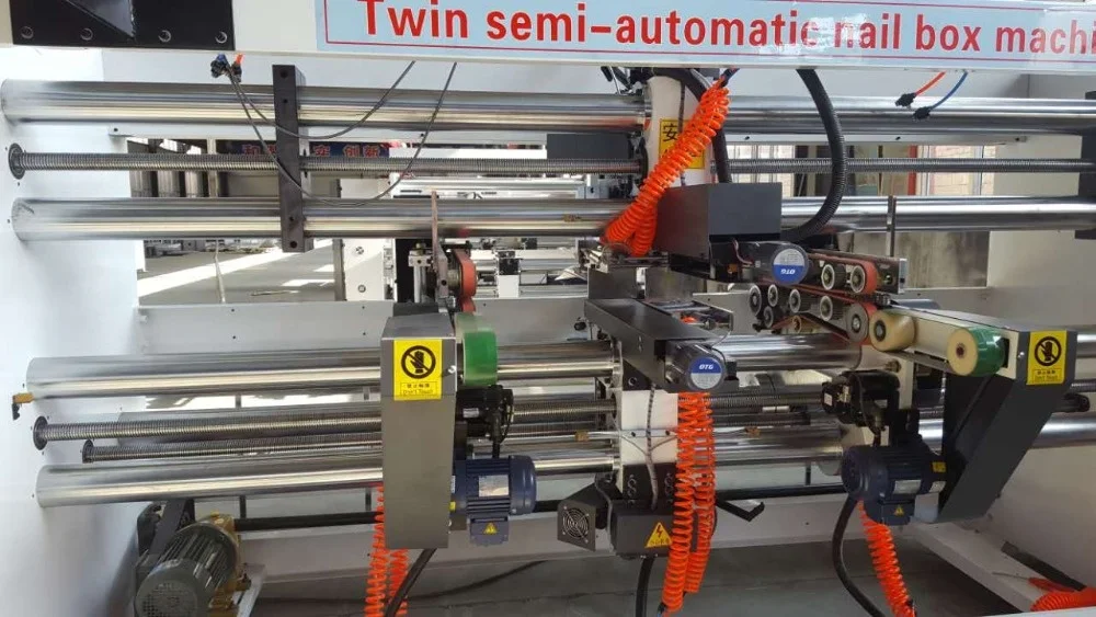 Easy to operate Semi-automatic Double Jointed Stitching Machine Carton Box Cardboard Stitcher Machine Nail Packing Machine