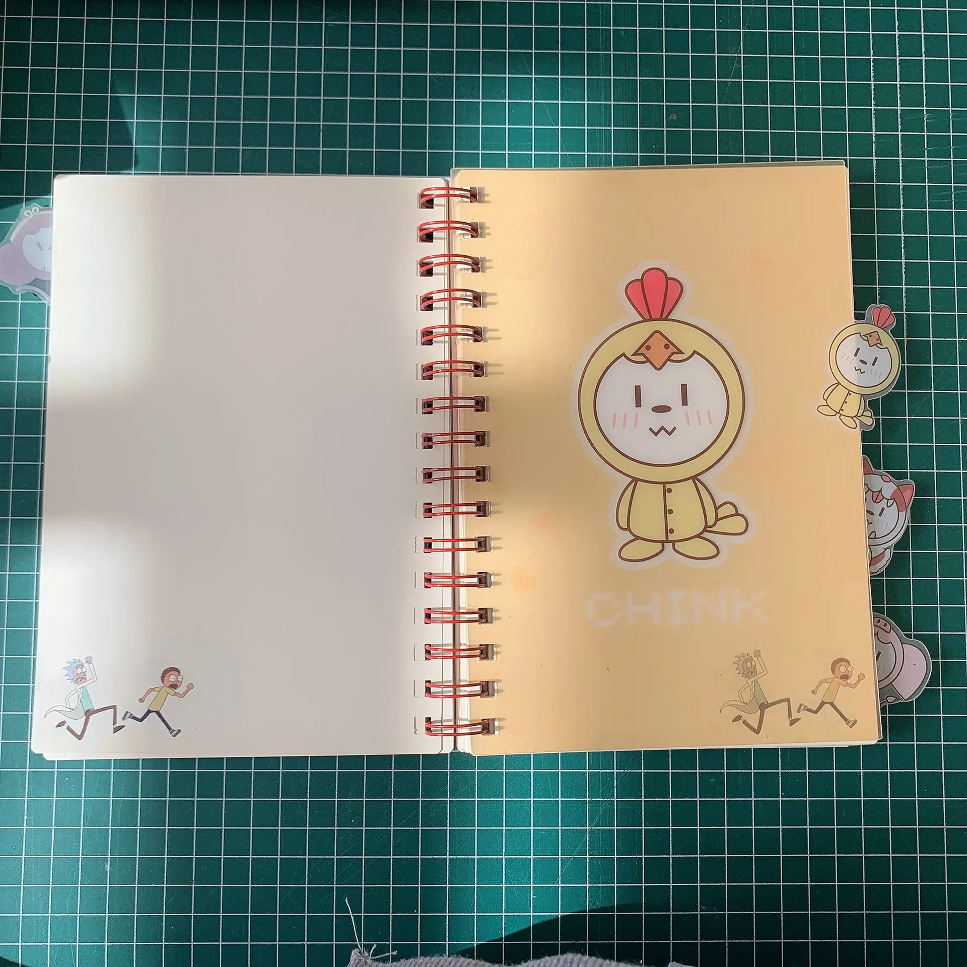 A4 A5 Size Diary Note Book Plastic Cover  Planners and Notebooks Custom 2023 Spiral Journal Notebook with Page Break
