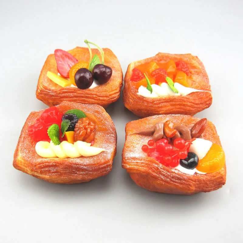 Artificial Bread food Model Artificial Food Miniatures  food model