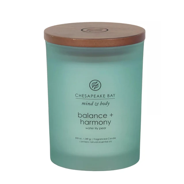 Luxury Natural Soy Candle in Frosted Glass Jar with Wooden Lid Scented Pillar Holiday Occasions-for Christmas New Year Ramadan