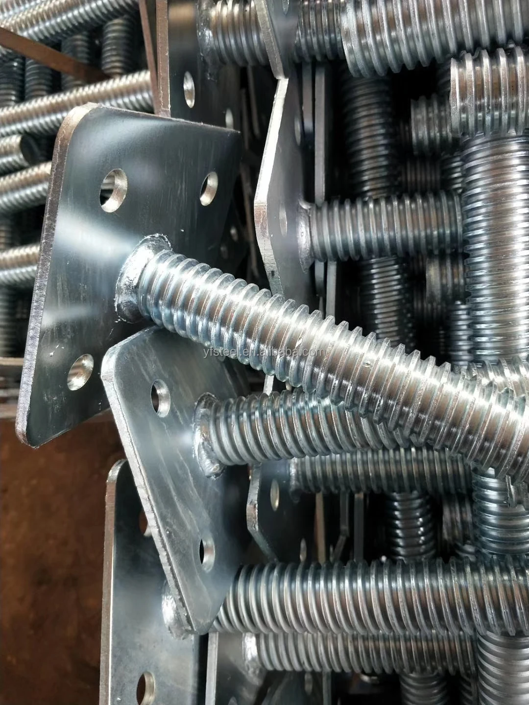 YouFa Galvanized Scaffolding Adjustable Screw Jack with Swivel Base Plate