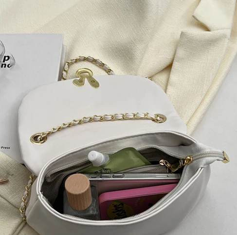 Genuine Leather Small Golden Ball Crossbody Chain Bag for Women 2024 New Fashionable Summer Versatile Shoulder Bag