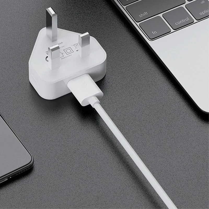 UK 5V1A Portable Pure Copper Nickel Plated Pins USB Wall Charger AC DC Power Adapter Socket Outlet Plug-In Black Color