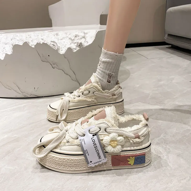 2023 frayed flowers pink ladies clunky skateboarding shoes student sneakers trainers casual canvas shoes for women