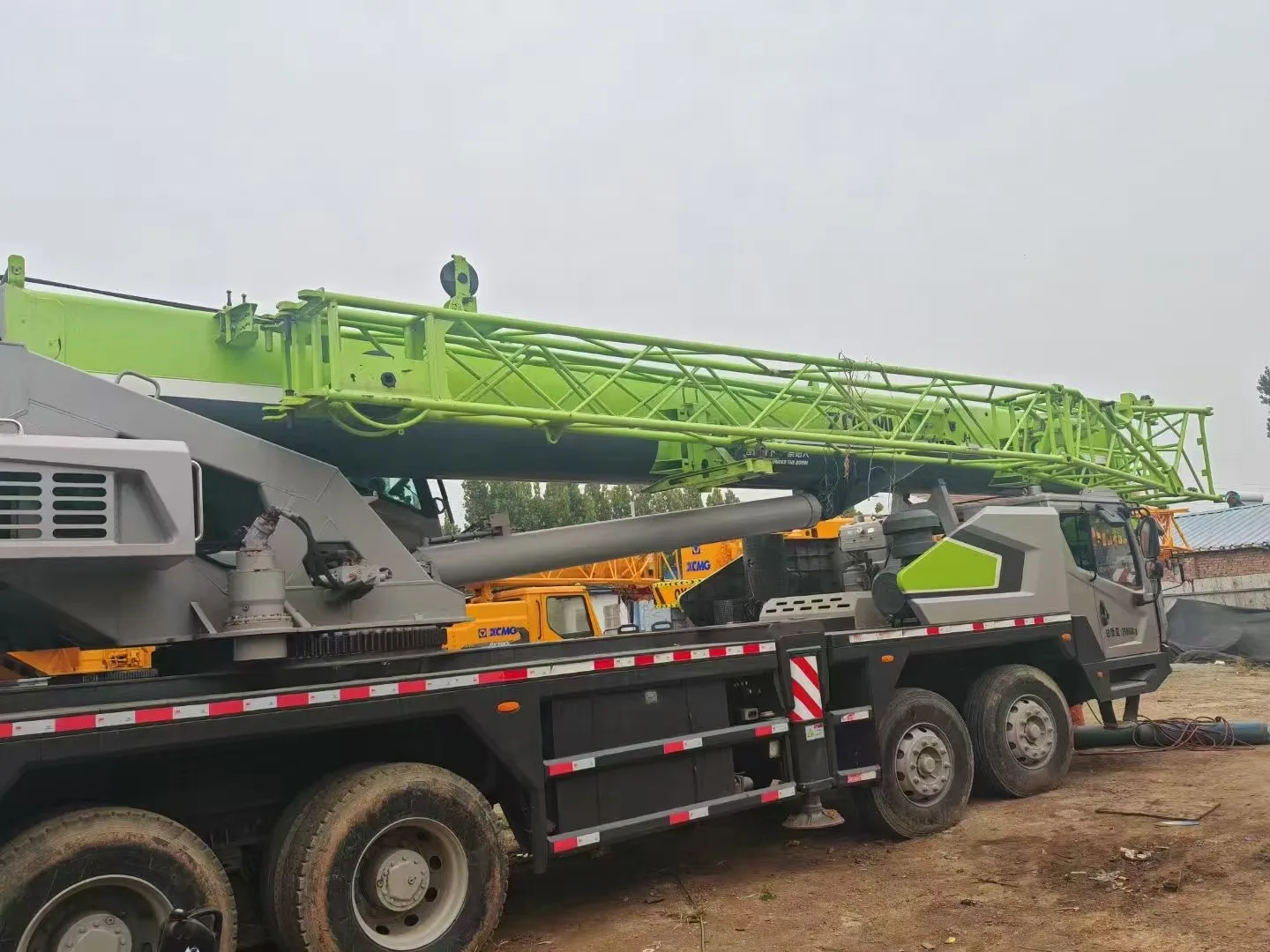 used  zoomlion 35ton truck crane sale with low price in shanghai