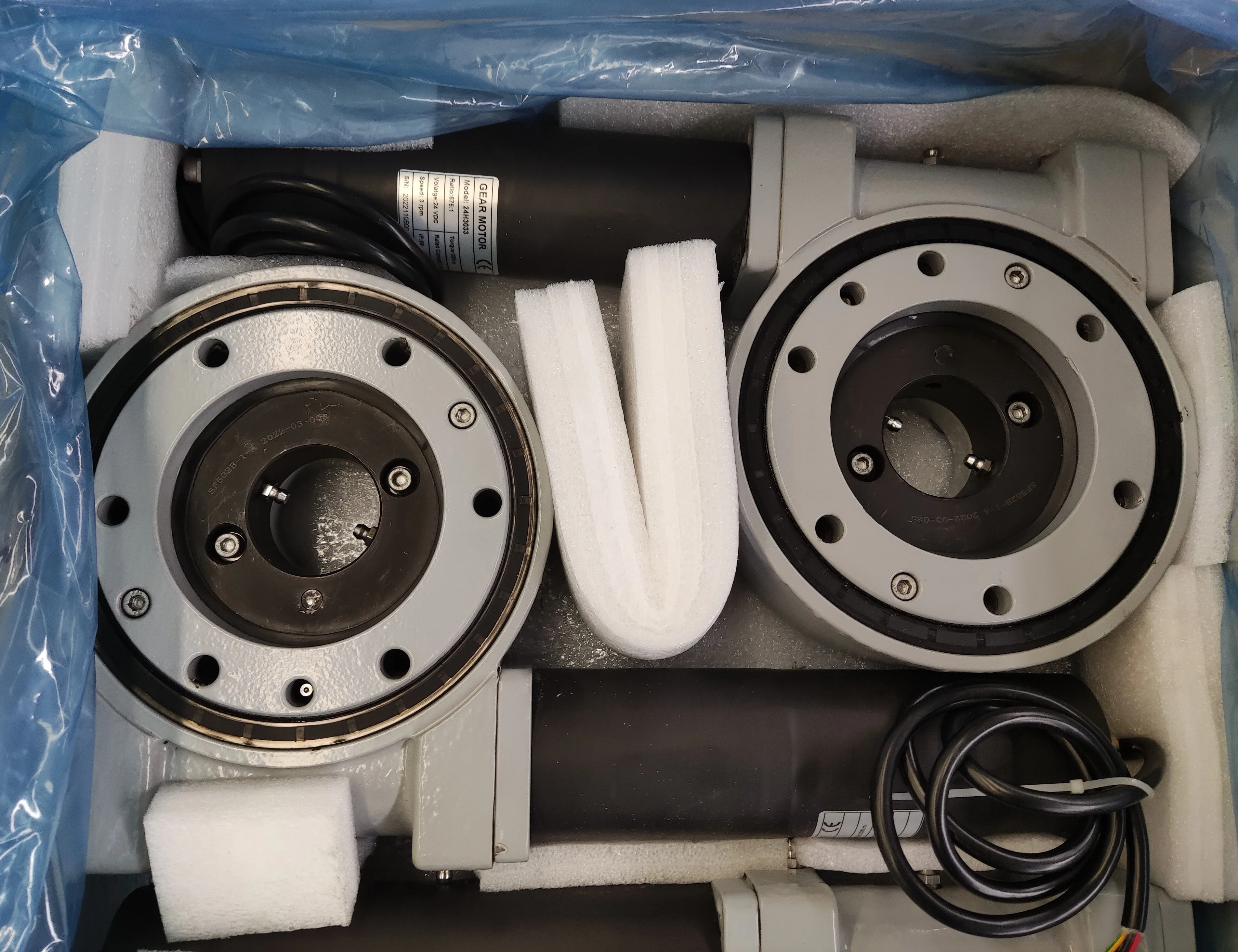 Luoyang Jw Single/dual Axis 9 Inch Slewing Drive Se14 Sde7 Sdd9 Electric Motor And Hydraulic Motor For Radar Antenna