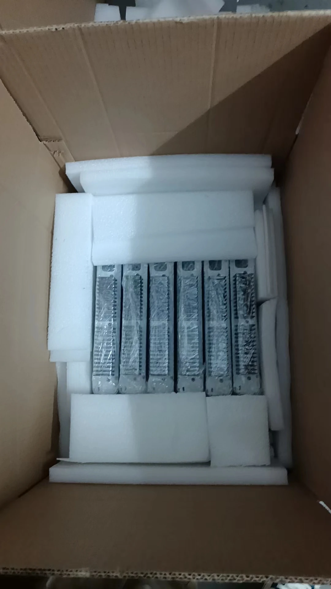 QFX10002-36Q 36-Port 40G QSFP+ / 12-Port 100G QSFP28 Switch W/ 2x AC PSU