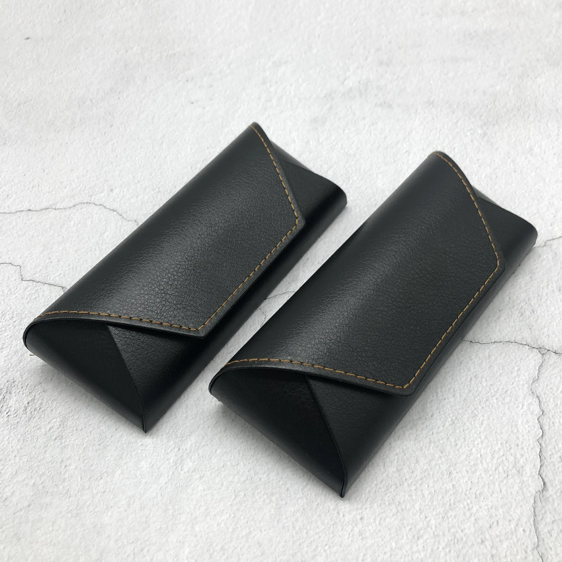 2022 Custom Logo Black Design Eyeglasses Packing Optical Reading Glasses Cases Eyewear Storage PU Leather Suede Sunglasses Case