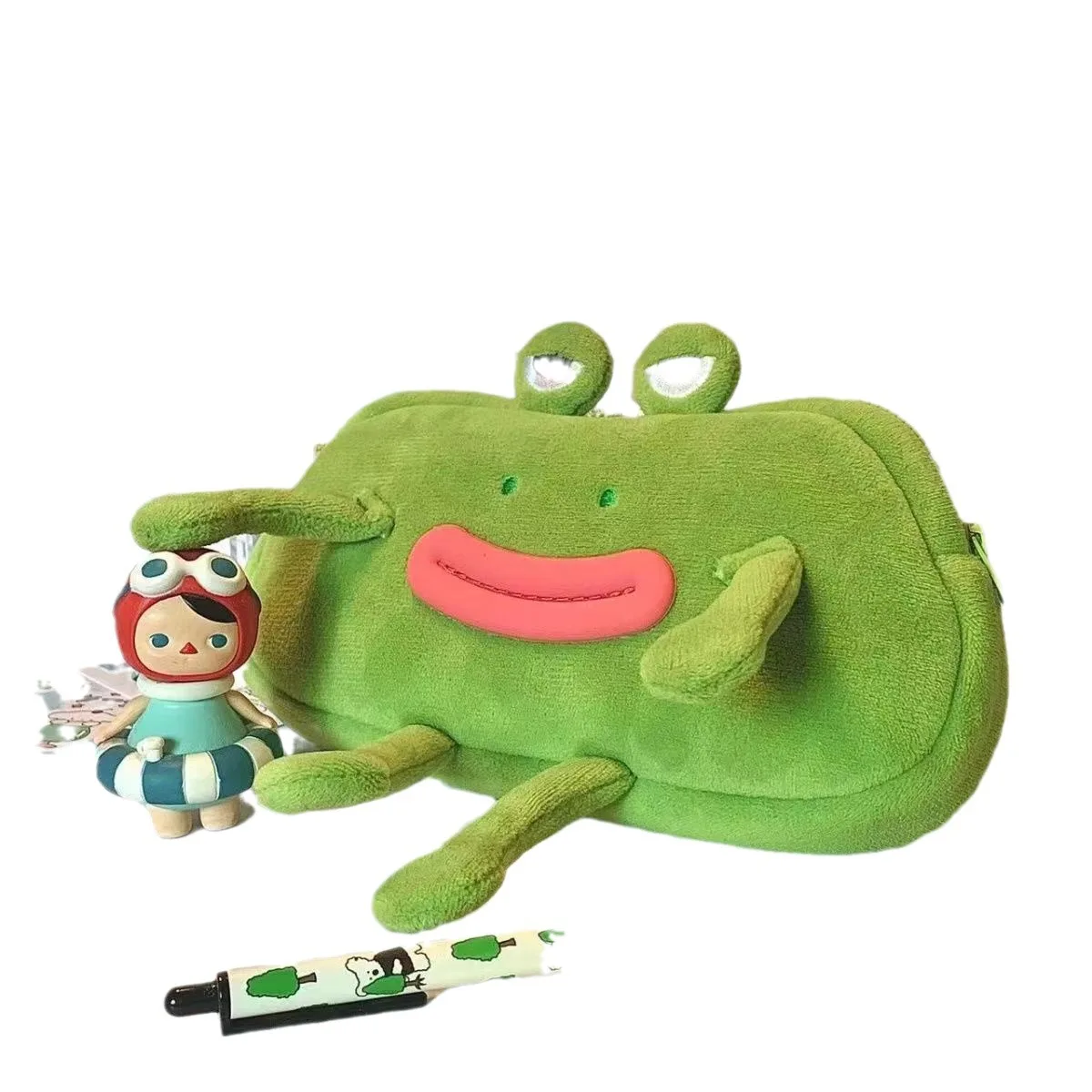 Hot selling customized cute funny big mouth frog plush pen bag stationery storage bag extra large capacity student pen box