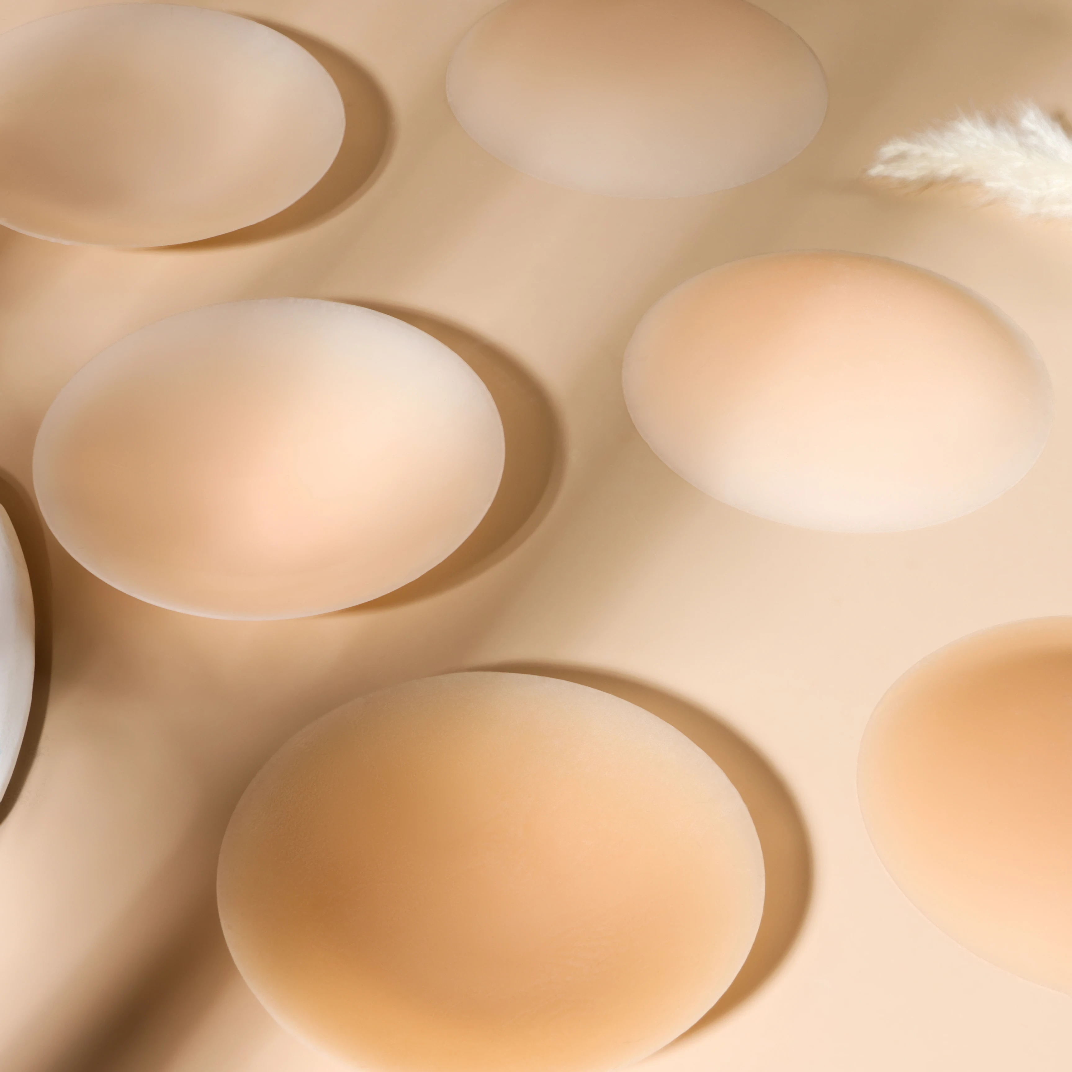 Wholesale Adhesive Customized Silicone Bra Beauty Girl Silicone Nipple Covers Disposable for Women Reusable Pasties Nipple Cover