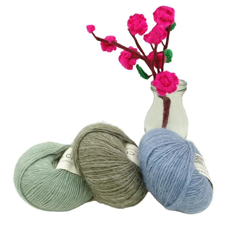 Wholesale customized 50gram per PCS different colors available 70% wool and 30% bamboo fiber chunky fancy wool yarn for crochet