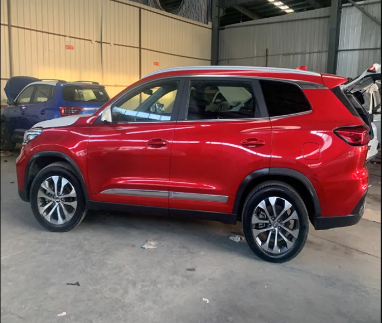 Б/у автомобиль для продажи онлайн Chery Tiggo 8 red 1,5 TCI Турбокомпрессор 95% или более новый компактный внедорожник по хорошей цене