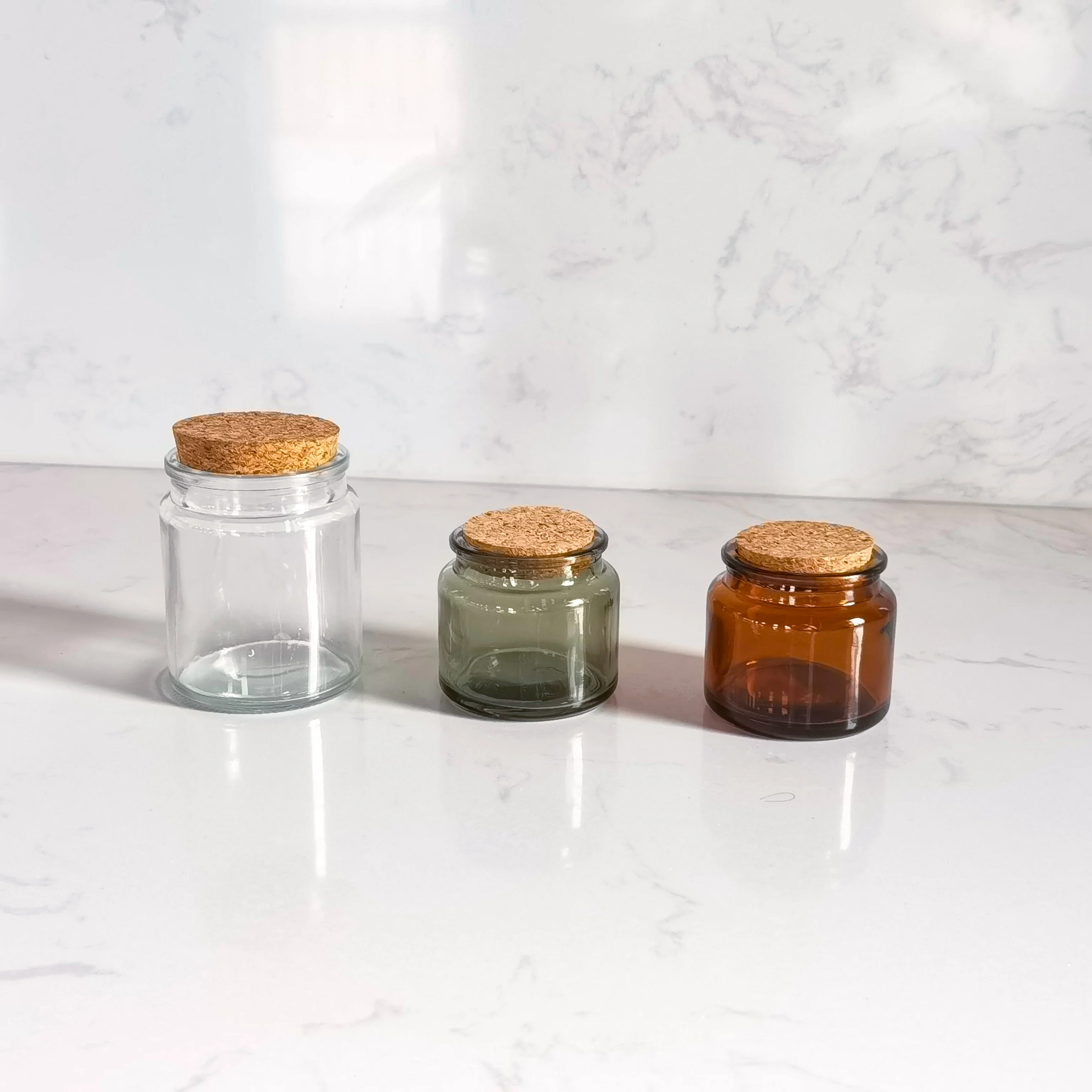3 oz 7 oz Brown Clear Green Candle Jar Vessels Suppliers Amber Candle Jars With Cork Lids For Candle Making