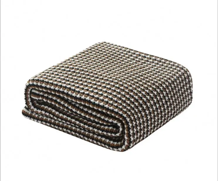 Best selling hot style decorative lunch break sofa handmade knitting blanket