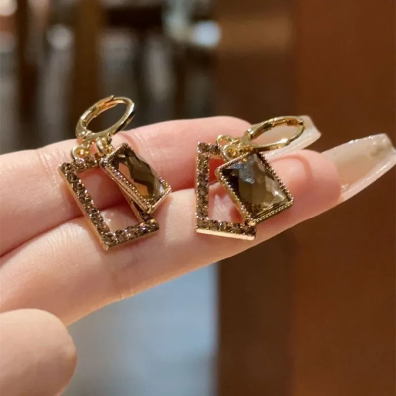 Fashion Maillard retro series light luxury super flash girl style geometric Square zircon Hoop Earrings fashion Jewelry Women