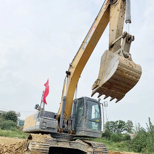 XCMG China Large Size Used Crawler Digger 20t Excavator For Sale XE200DA