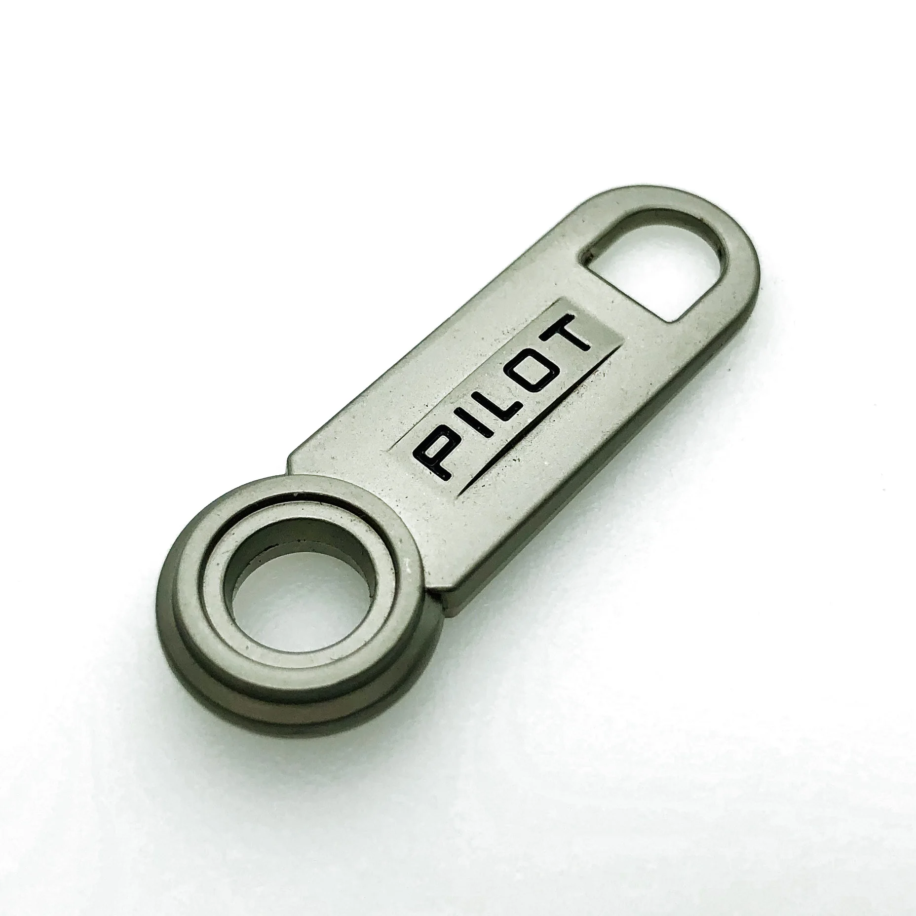 Hot Sale Simple Casual Custom Character Zip Logo Zipper Puller Slide for Baggage