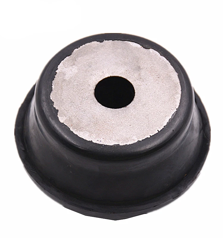 МТЗ Трактор 8 отверстий черный круглый резиновый коврик