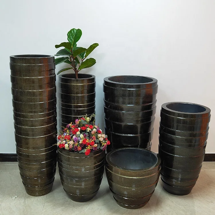 Customized High-Quality Floor Metal Style Flower Pot Planter Vase