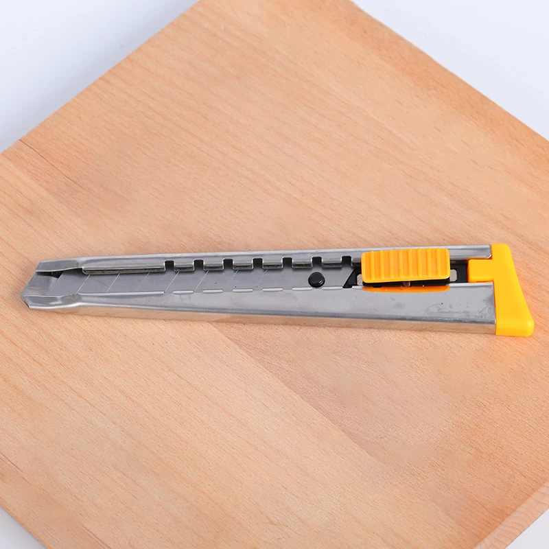 Factory wholesale 18 mm Utility Knife, Breakaway Blade