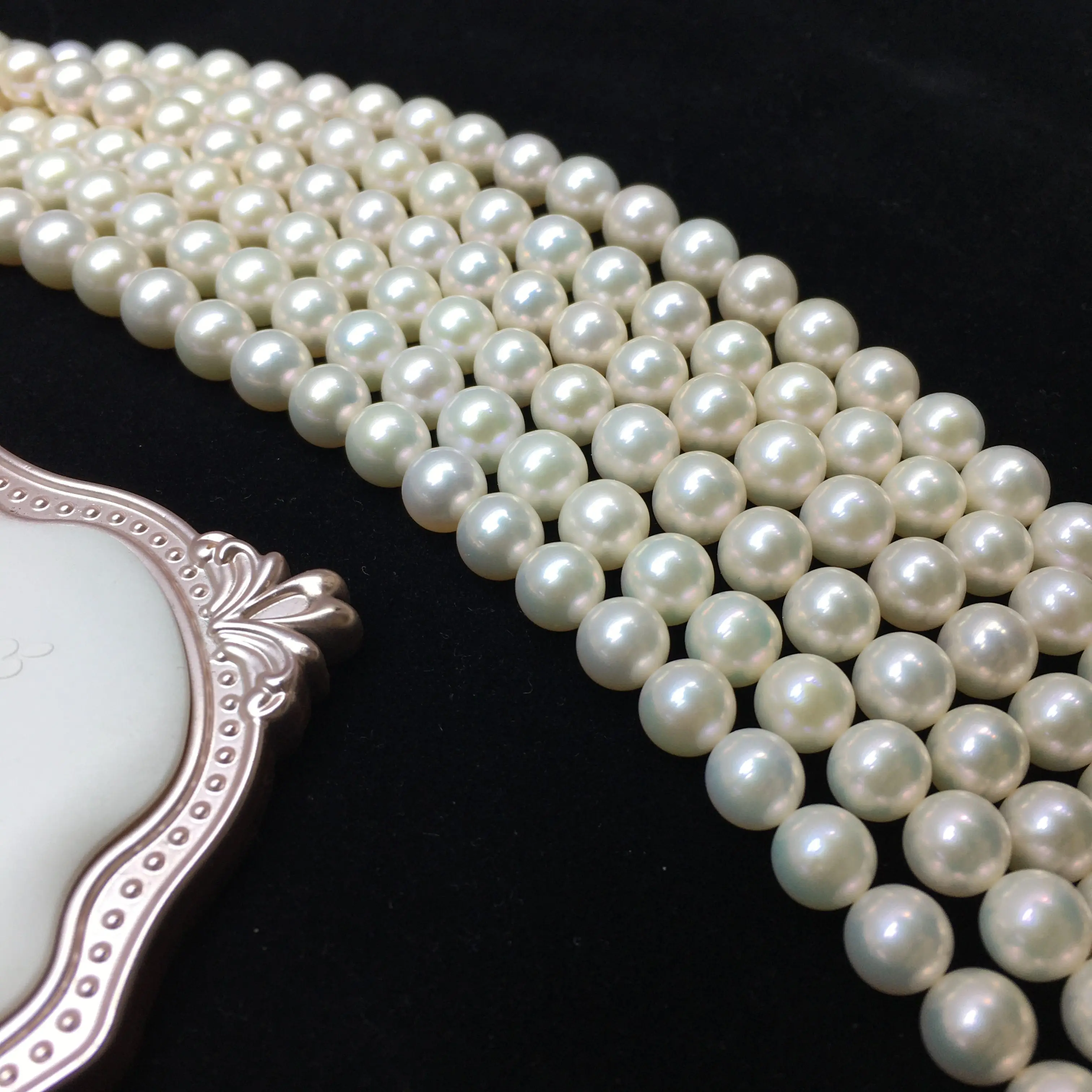 
Round LG white green around 8.5-9.5mm fresh water nuclearless pearl necklace 