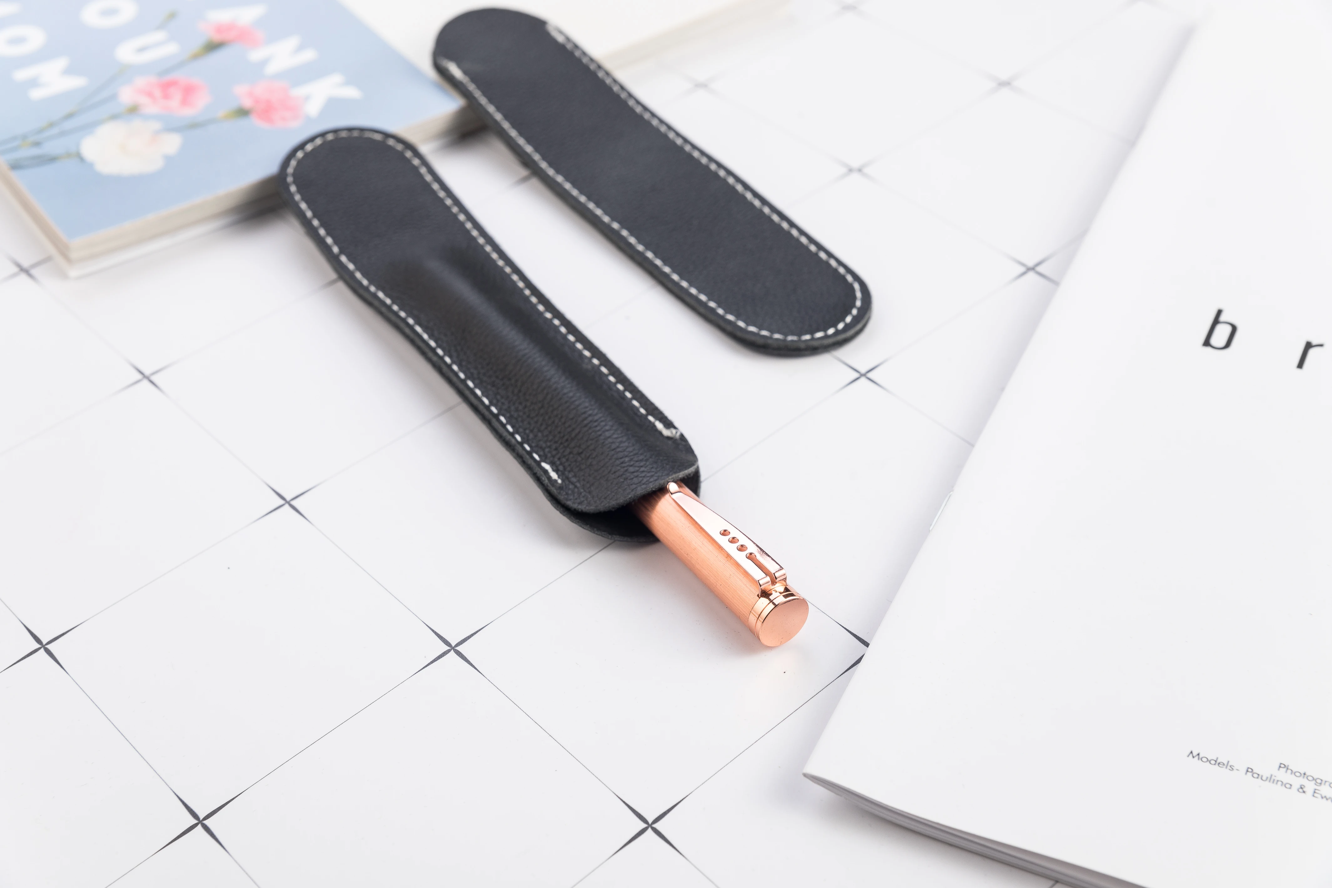 Artificial Leather Sleeve Slim Protective Pen Case With Custom Logo