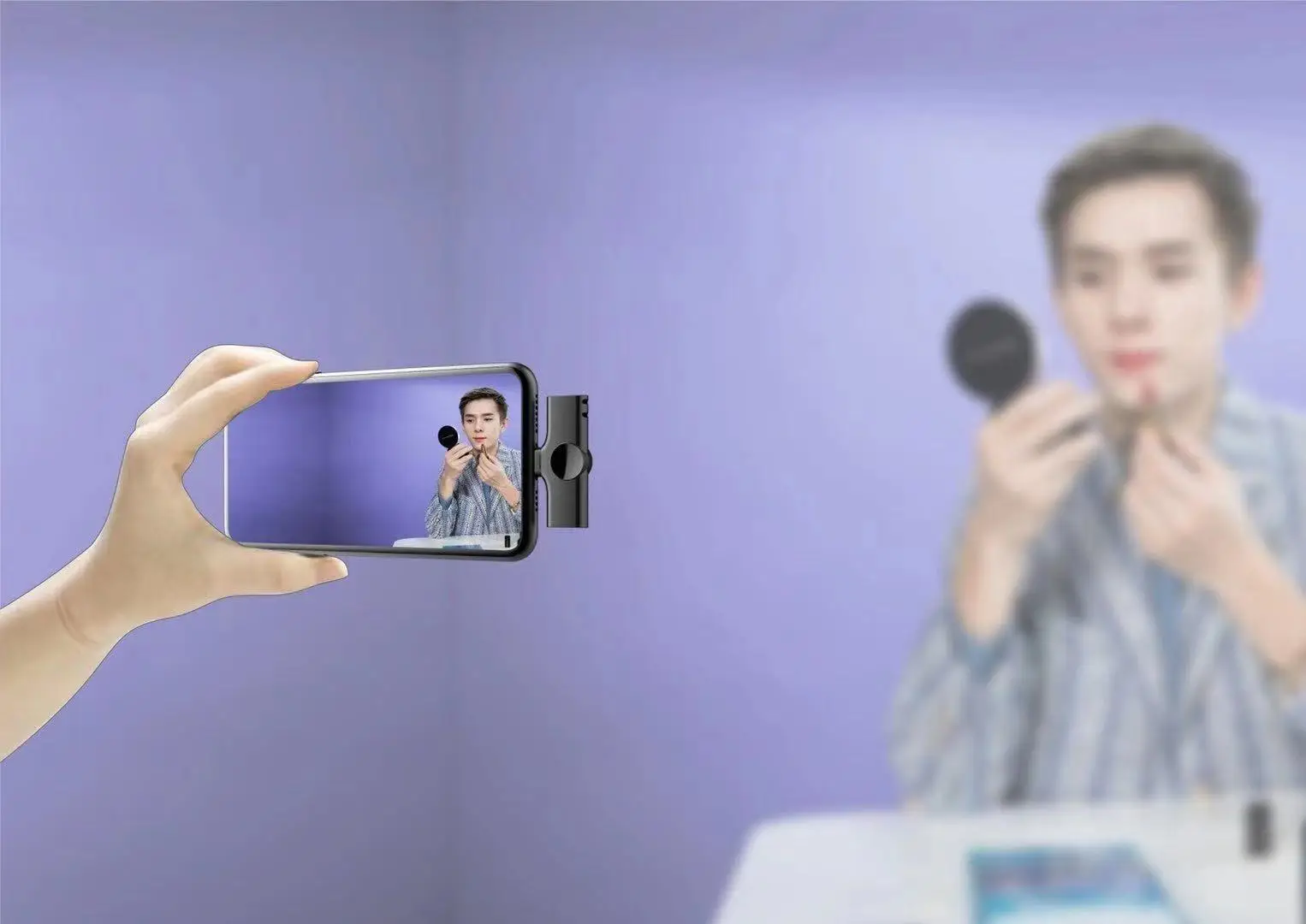 
The designer designed the latest mini mobile phone wireless microphone system wireless 