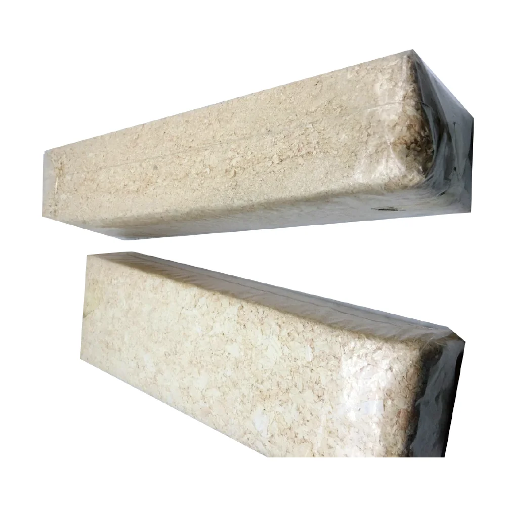 Small Pet Pine Wood Bedding Small Animal Bedding, White 24.6 Liters