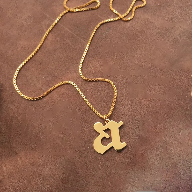 LOZRUNVE Factory Wholesale 925 Sterling Silver Gothic Initial Letter Pendant Charm