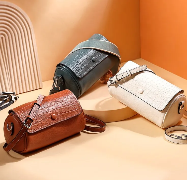 Wholesale custom logo print genuine leather handbag for women luxury elegant crocodile barrel bags