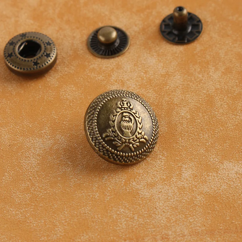high quality factory price fashion metal button for clothes snap button custom buttons