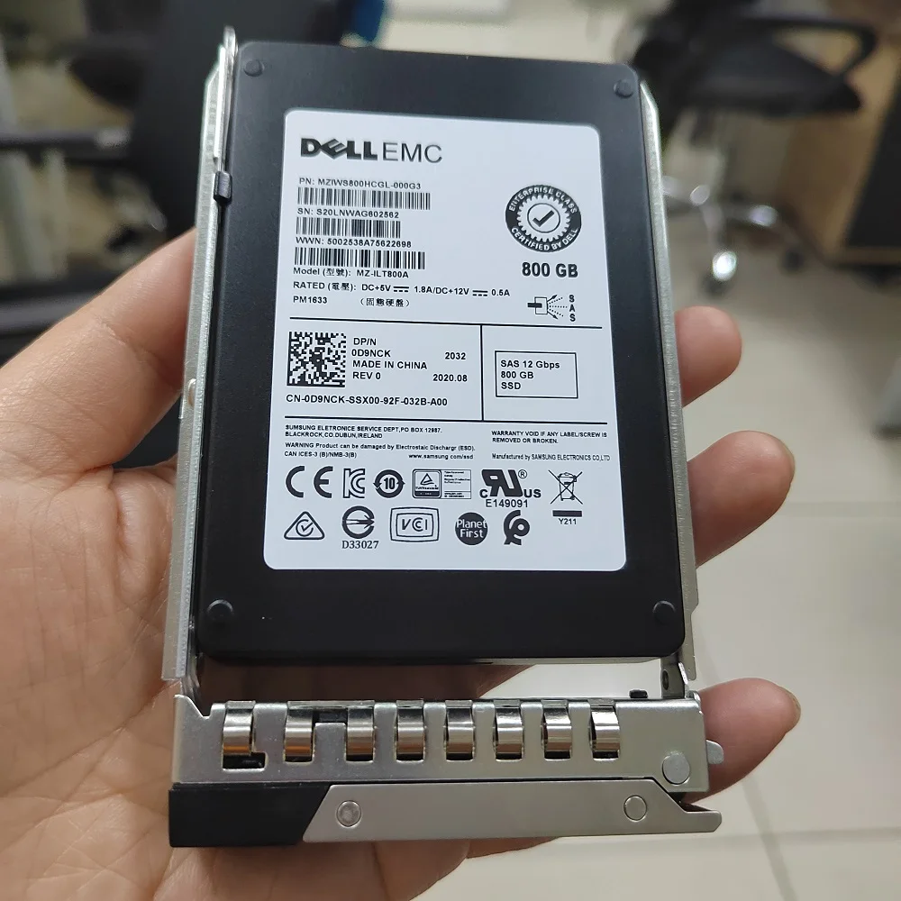 SSD-Сервер DELL 800 ГБ SAS 2,5 дюйма SFF