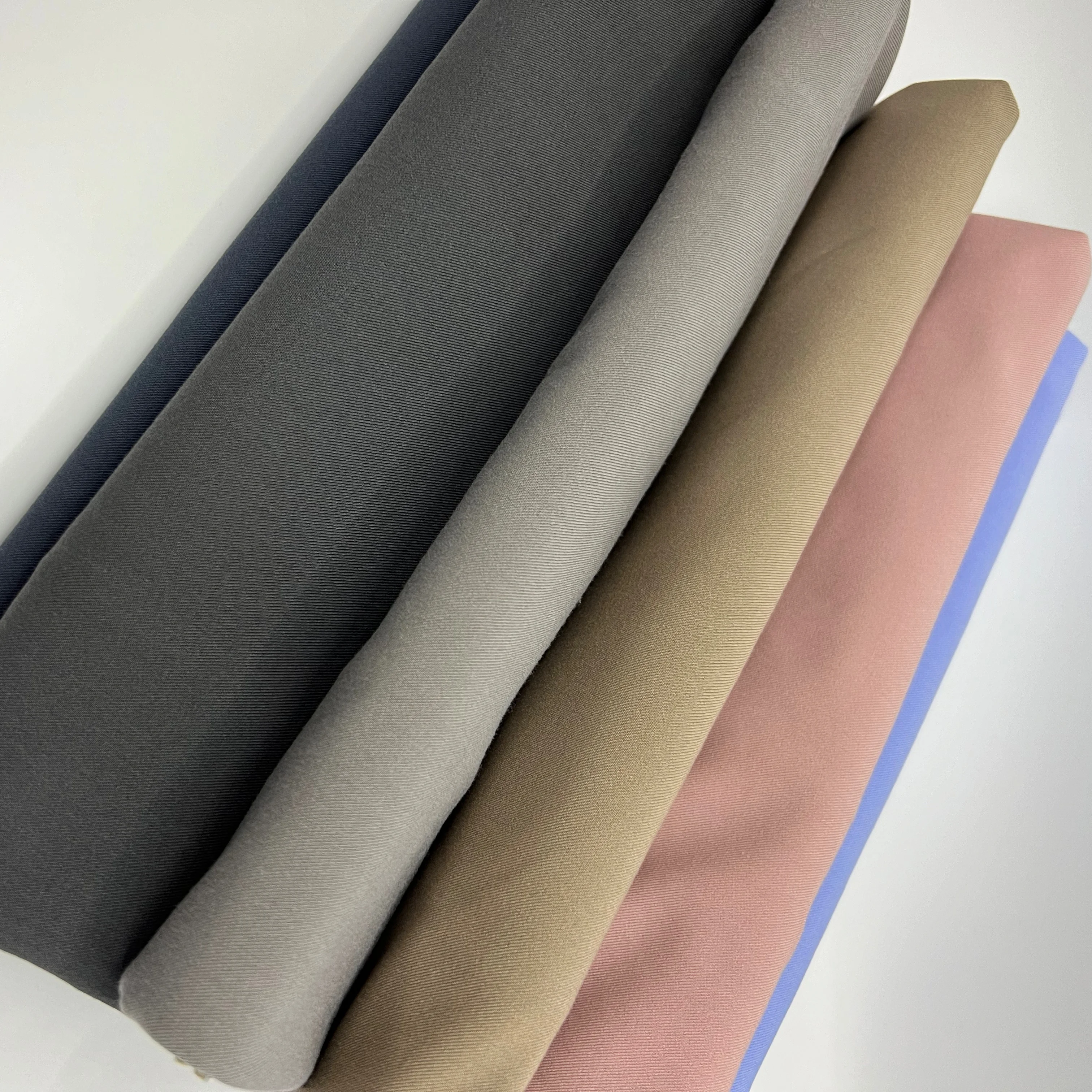 Customized color dyed 78% polyester 18% rayon 4% spandex twill stretch woven tr fabric for women suit